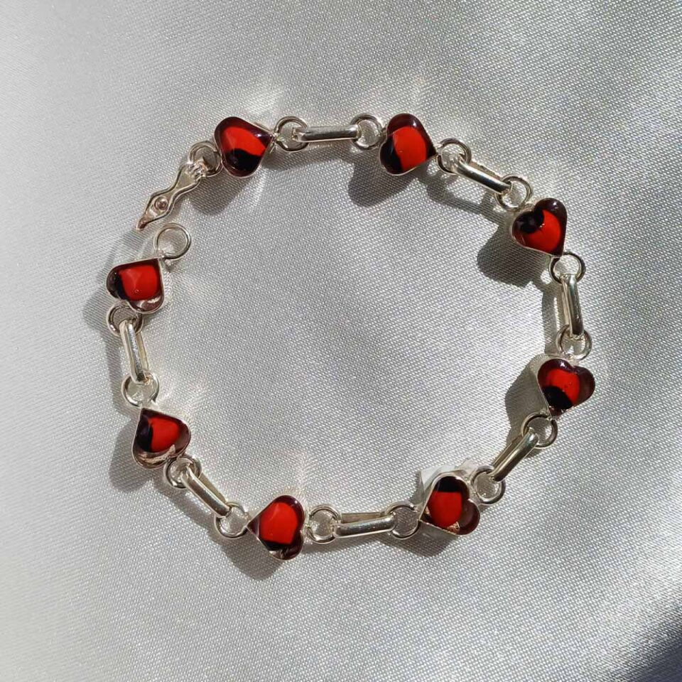 Huayruro good fortune Heart bracelet