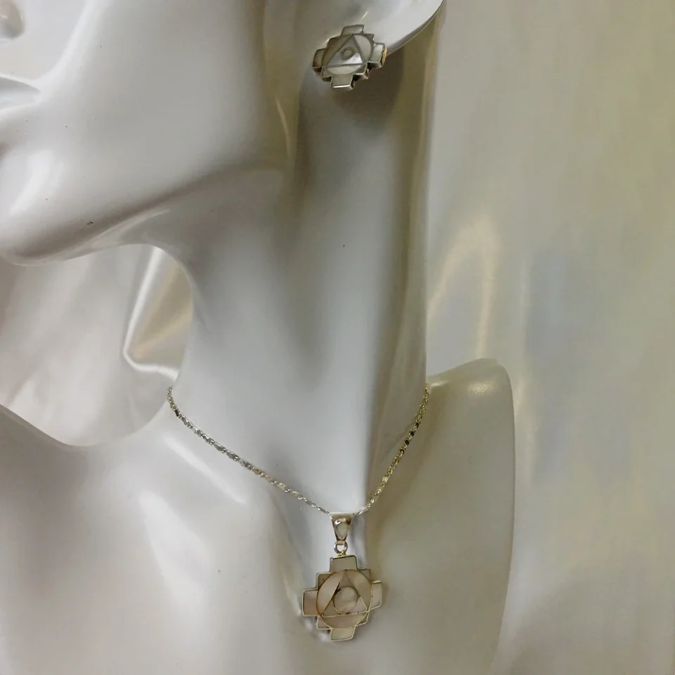 Mother Pearl chakana Stud Earrings