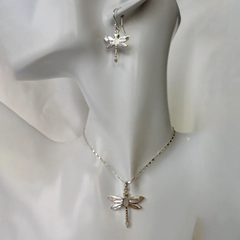 Dragonfly Mother Pearl Set of Earrings and Pendant